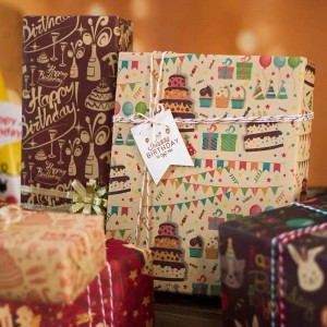 กระดาษห่อกระดาษกระดาษทิชชูสำหรับวันเกิดโลโก้ที่กำหนดเองพิมพ์ 60g/70g/80g/90g/100g ห่อกระดาษแพคเกจของขวัญแพคเกจแพ็คเกจของขวัญหลายสี